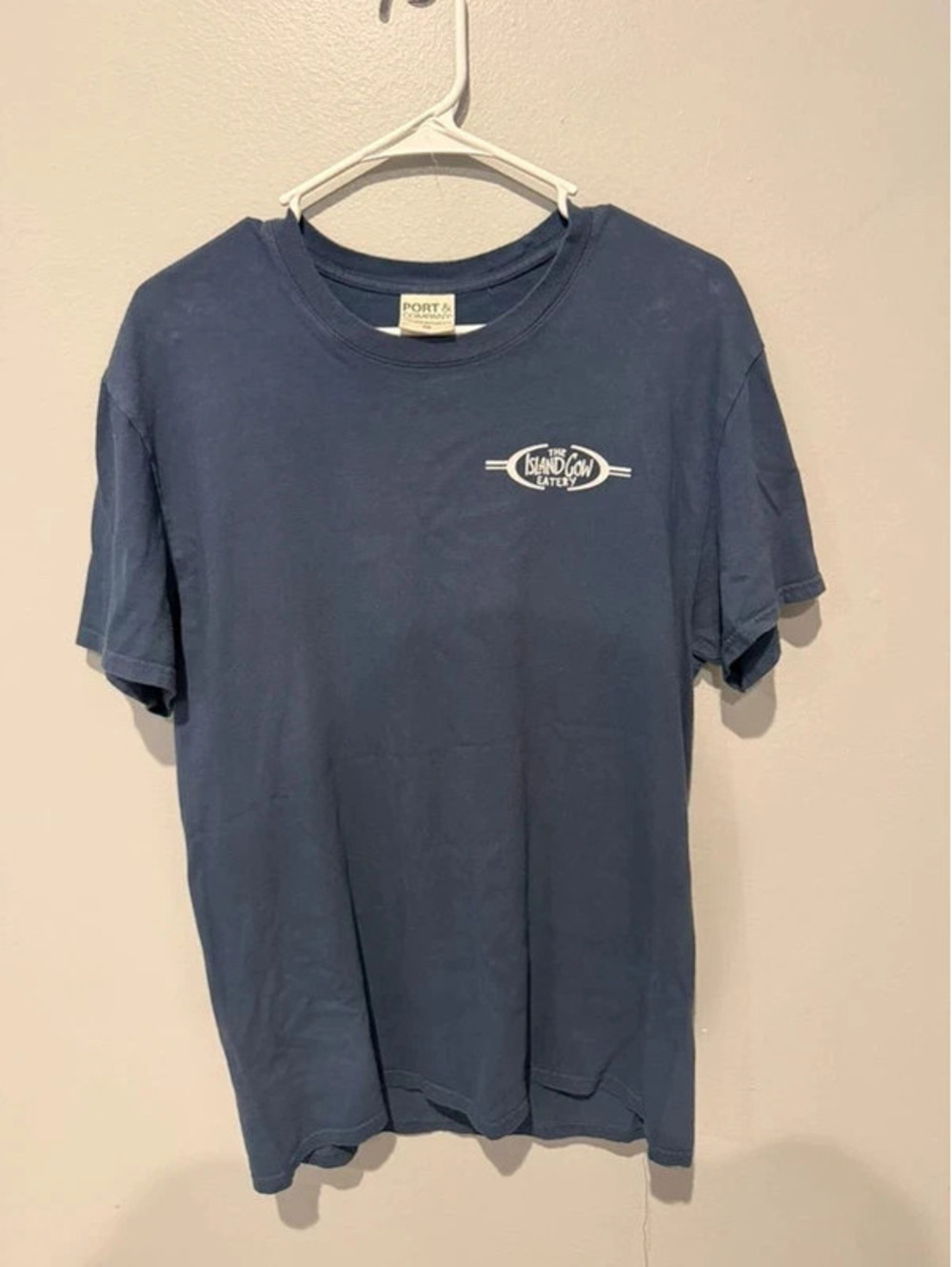 Island Cow Eatery CowaBunga Sanibel Island Florida Graphic T-Shirt Medium